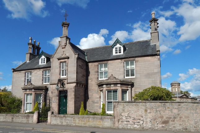 8 bedroom detached house for sale