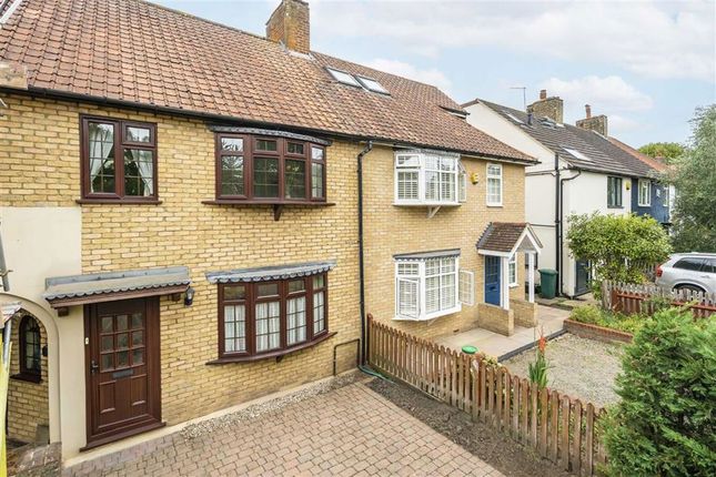 Barnes Avenue, London SW13 3 bed house for sale