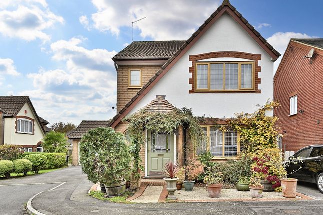 3 bed detached house