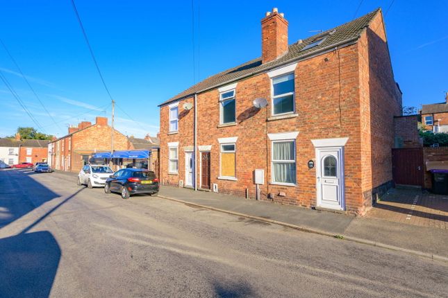 Bridge Street, Grantham NG31 4 bed end of terrace house for sale
