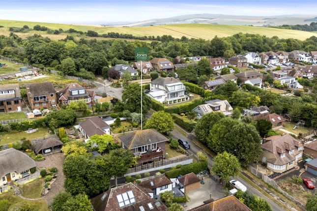 Mill Road, North Lancing, BN15 4 bed detached house for sale