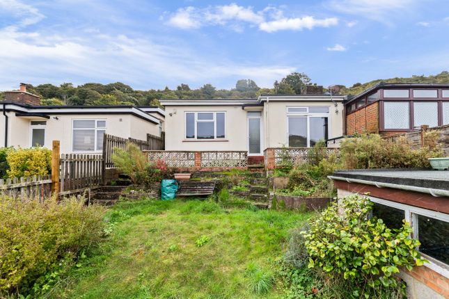 Mount Road, Maxton, Dover, CT17 3 bed semi