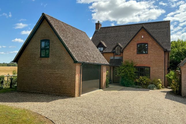 Centre Lane, Everton, Lymington, SO41 3 bed detached house for sale