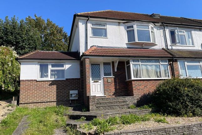 5 bedroom semi-detached house for sale