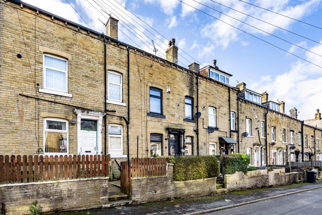 Matlock Street, Halifax HX3 2 bed terraced house for sale