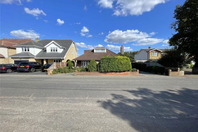 High Road, Fobbing, Essex, SS17 4 bed bungalow for sale