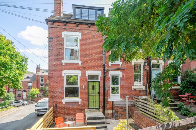 Wharfedale Place, Leeds LS7 2 bed end of terrace house for sale