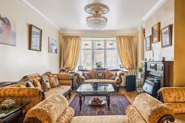 7 bedroom end of terrace house for sale