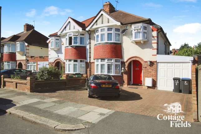 Rowantree Road, London N21 3 bed house for sale