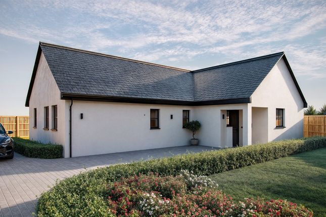 Woodland Crescent, Milford Haven SA73 3 bed property with land for sale
