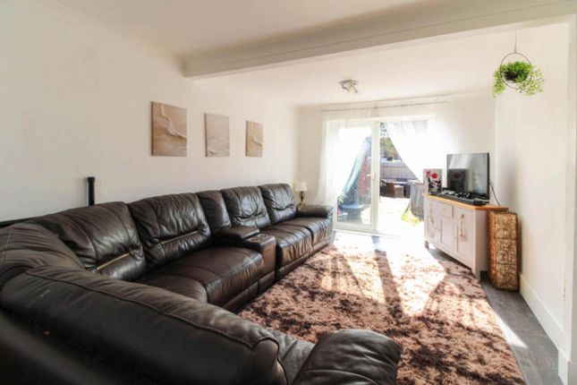 4 bed semi-detached house