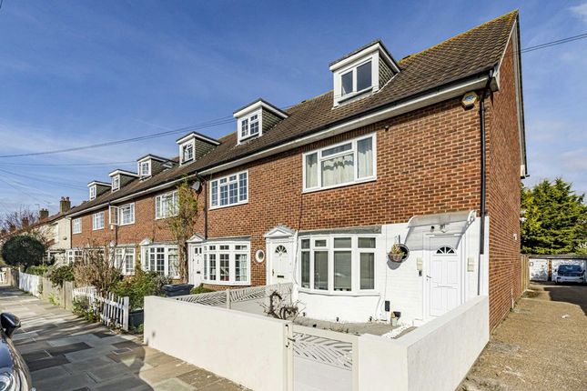 Lock Road, Ham TW10 3 bed house for sale