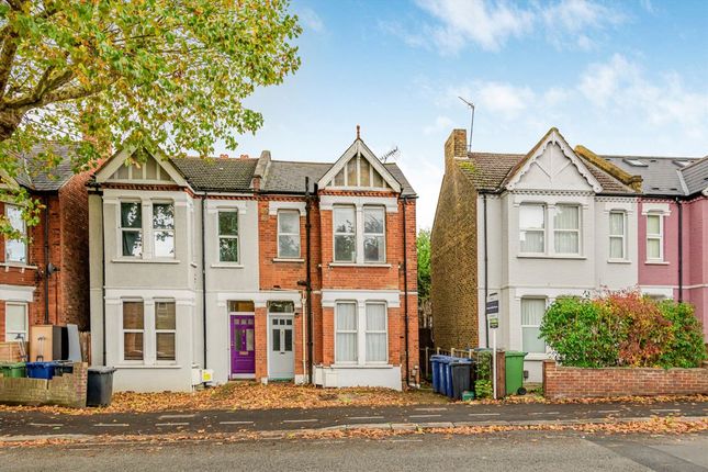 Greenford Avenue, London W7 2 bed flat for sale
