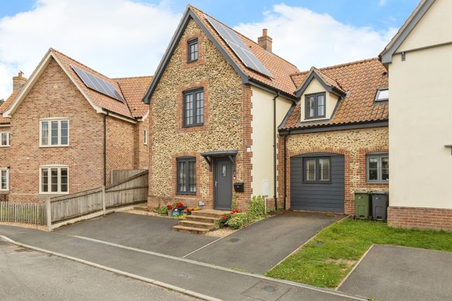 3 bedroom end of terrace house for sale