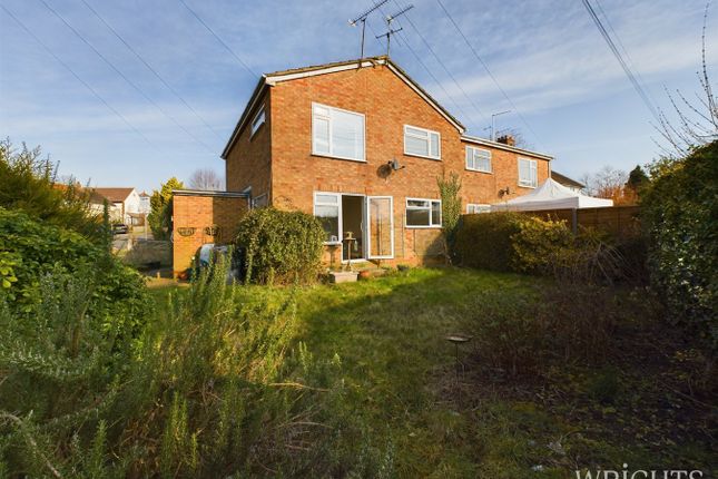 2 bedroom maisonette for sale