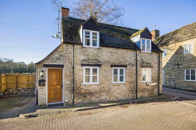 Gloucester Street, Cirencester... 1 bed detached house for sale