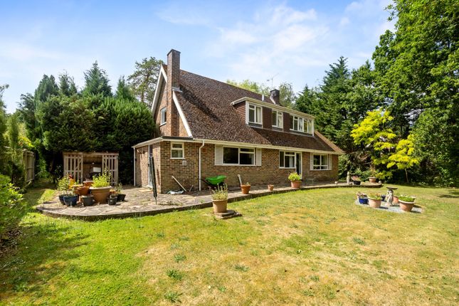 4 bed detached house