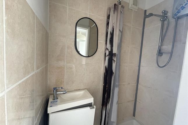 1 bed flat