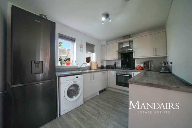 2 bedroom semi-detached house for sale