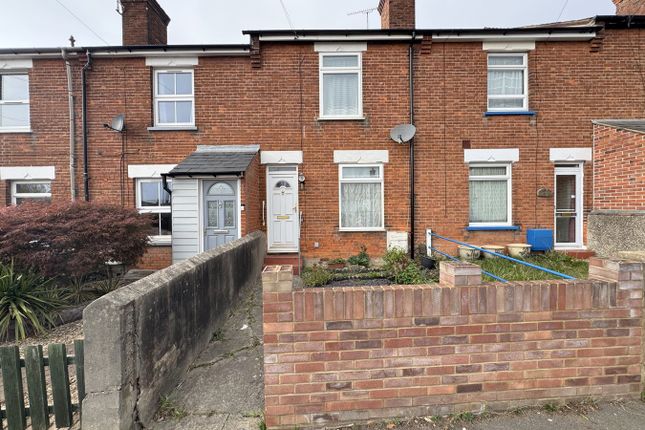 Hill Road, Chelmsford, CM2 2 bed terraced house for sale