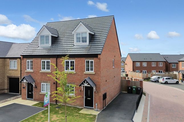 Miller Road, Featherstone... 3 bed semi