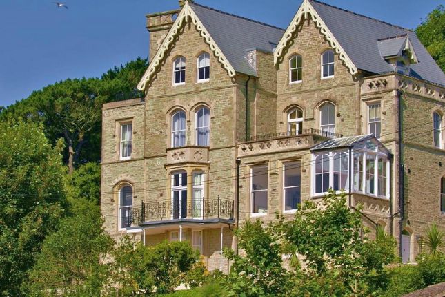 11 bedroom detached house for sale