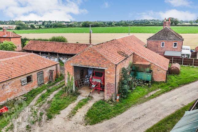 Moulton St. Mary, Norwich 4 bed barn conversion for sale