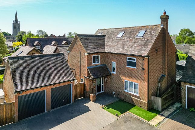 Carriers Close, Hanslope, Milton Keynes 6 bed detached house for sale