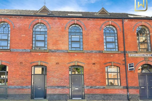 4 bedroom town house for sale