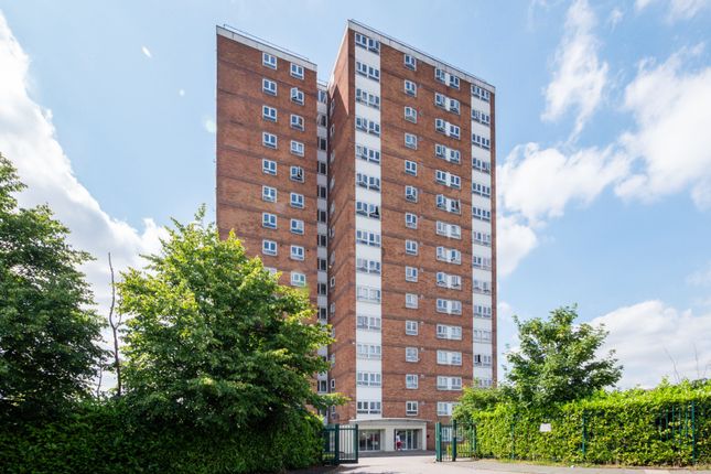 Highclere Avenue, Salford, M7 2 bed flat for sale