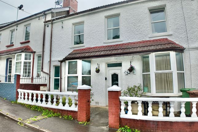Windsor Avenue, Newbridge, NP11 4 bed terraced house for sale