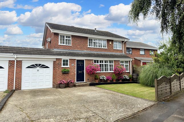 Foxhayes Lane, Langley, SO45 4 bed detached house for sale