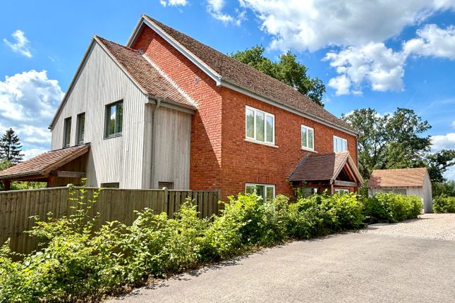 Butter Cross Lane, Battle, TN33 4 bed detached house for sale