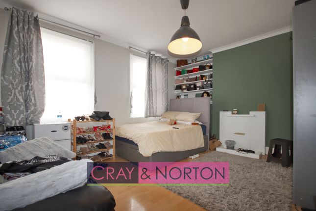 Clyde Road, Addiscombe, CR0 2 bed flat for sale