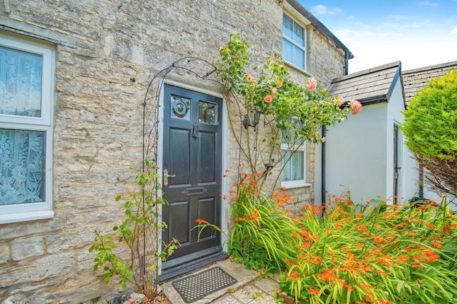 2 bedroom cottage for sale