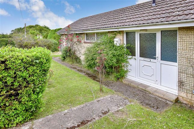 2 bed detached bungalow