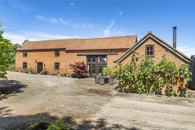 5 bedroom equestrian property for sale