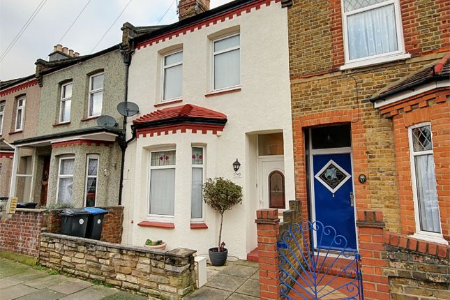Lea Road, Enfield, Middlesex, EN2 2 bed terraced house for sale