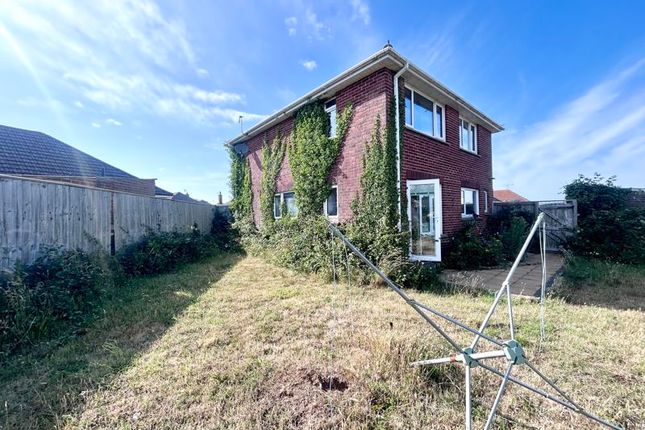 Carpenter Close, Sandown 3 bed detached house for sale