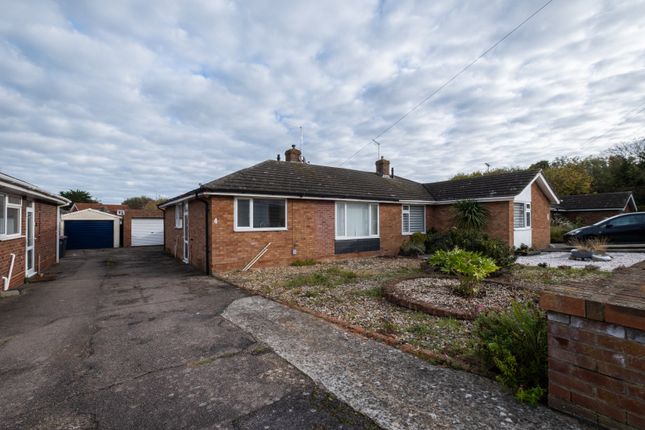 Deborah Close, Whitstable, Kent, CT5 2 bed bungalow for sale