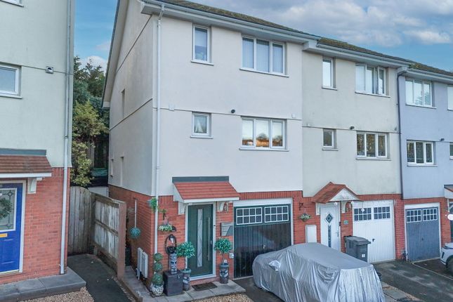 Weeksland Road, Torquay, TQ2 6EU 3 bed end of terrace house for sale