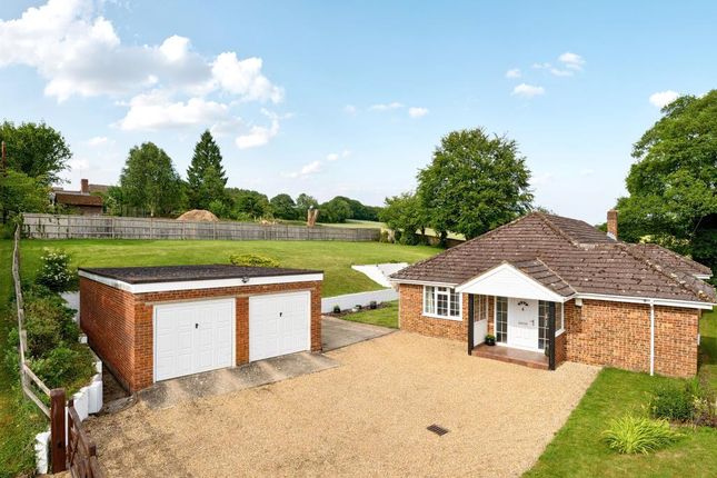 Ellisfield,  Basingstoke,  RG25 4 bed detached bungalow for sale