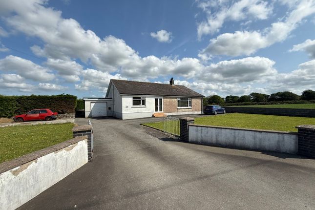 Brynhoffnant, Llandysul, SA44 3 bed bungalow for sale