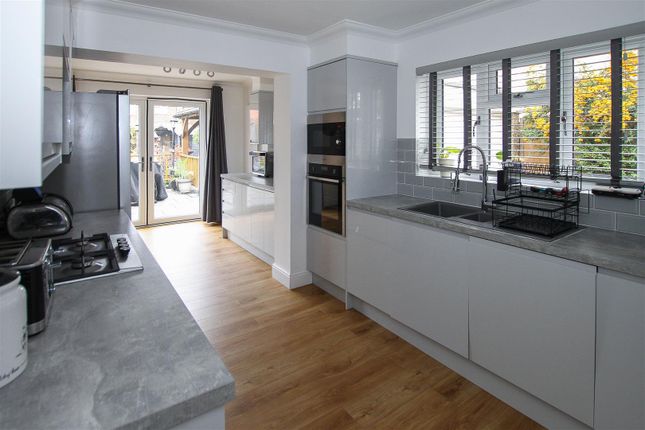 Church Lane, Doddinghurst, Brentwood 3 bed detached bungalow for sale