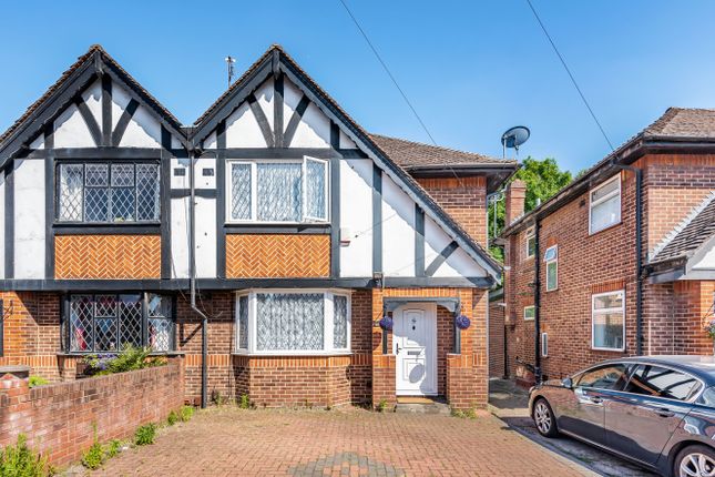 Roseville Road, Hayes, Middlesex 3 bed semi