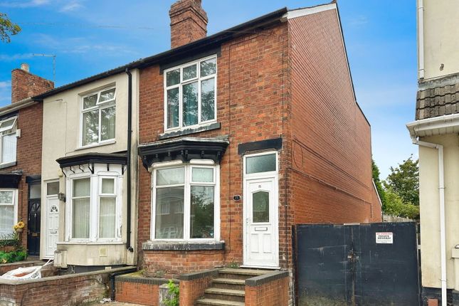 4 bedroom end of terrace house for sale