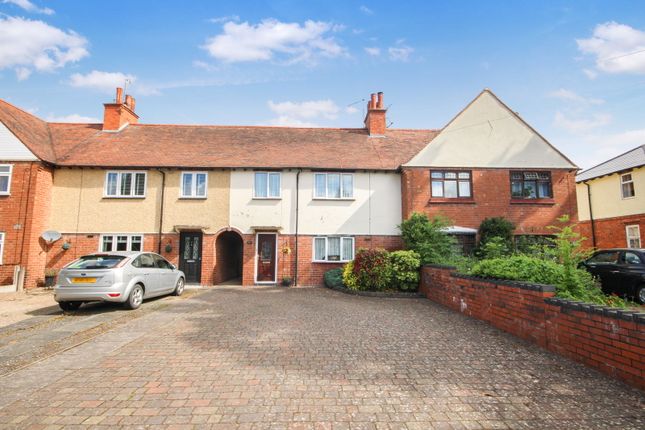 South Road, Stourbridge DY8 3 bed terraced house for sale