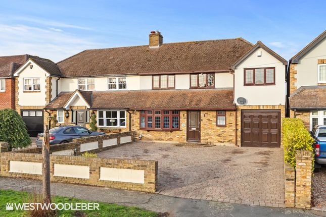St. Margarets Road, Ware SG12 4 bed semi