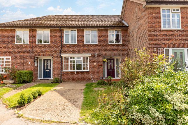 Brook Close, East Grinstead RH19 3 bed terraced house for sale