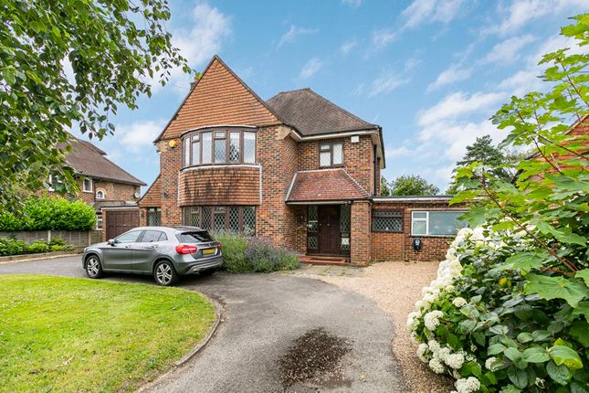 Tudor Close, Great Bookham 4 bed detached house for sale